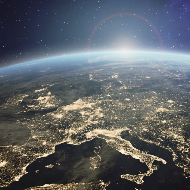 La France vue de l'espace. Photo Shutterstock.